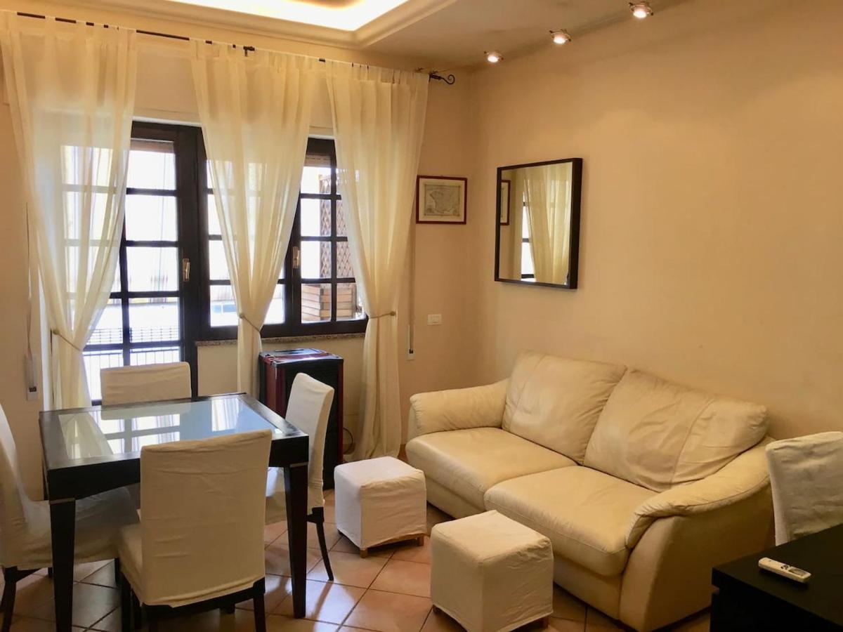 Casa Delfino - Appartamento Centro Storico A Due Passi Dalla Spiaggia & Mare, Porto & Ferrovia Чивітавекк'я Екстер'єр фото