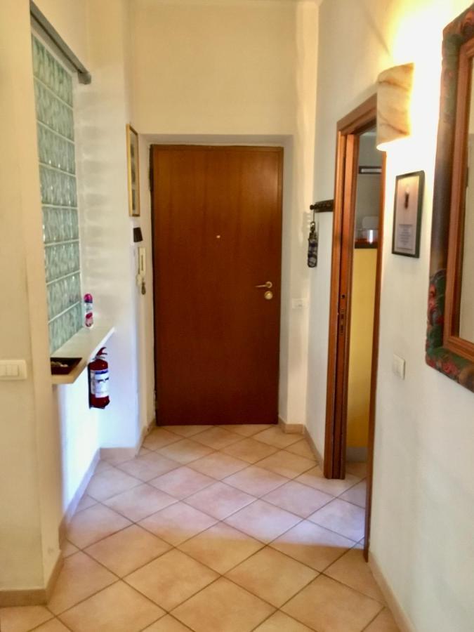 Casa Delfino - Appartamento Centro Storico A Due Passi Dalla Spiaggia & Mare, Porto & Ferrovia Чивітавекк'я Екстер'єр фото